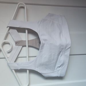 Lululemon white sports bra